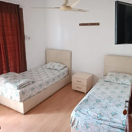 ホームステイ Altin Lefkosa Kibris Kktc