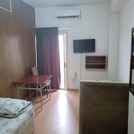 Altin Lefkosa Kibris Kktc ホームステイ イズミル