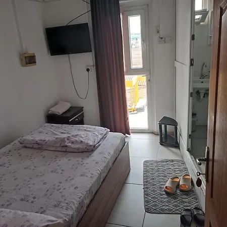 ホームステイ Altin Lefkosa Kibris Kktc