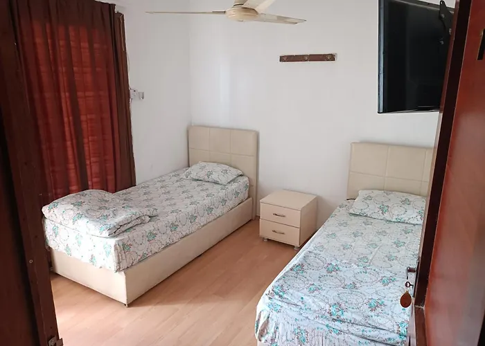 ホームステイ Altin Lefkosa Kibris Kktc