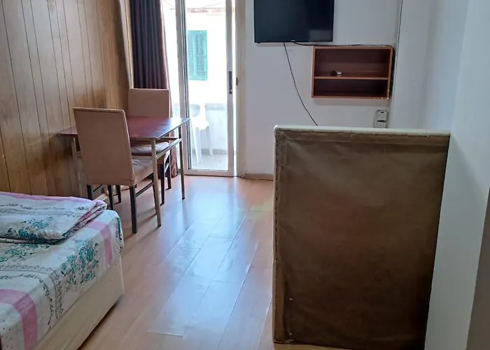 Altin Lefkosa Kibris Kktc בית אירוח *