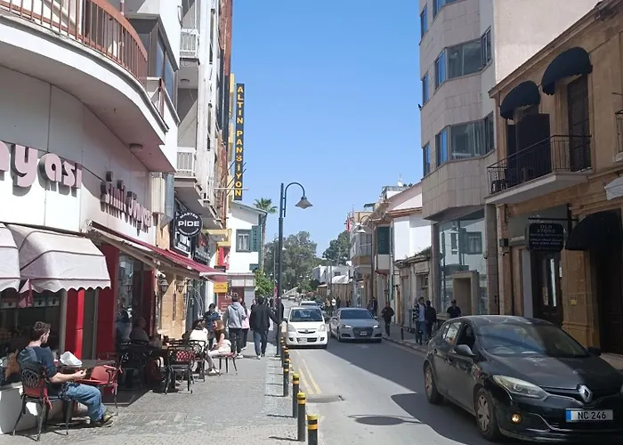 בית אירוח Altin Lefkosa Kibris Kktc