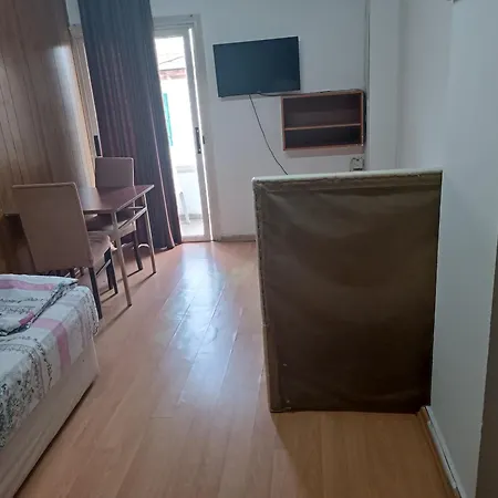בית אירוח Altin Lefkosa Kibris Kktc